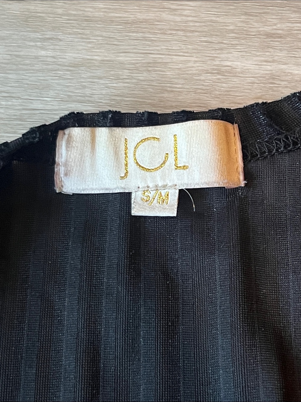 JCL Velvet Wrap Top - Picture 5 of 6